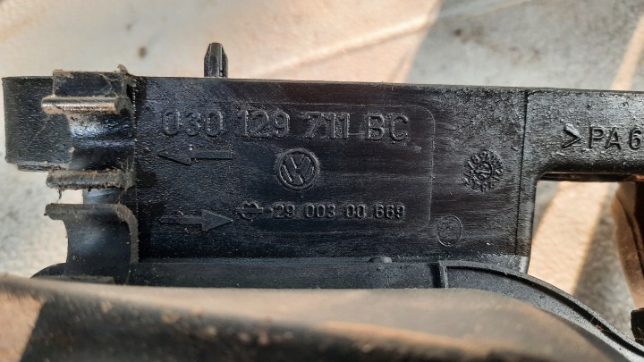 фото №6, Колектор впускний  vw polo 6n 1.4b 99r 030129711bc