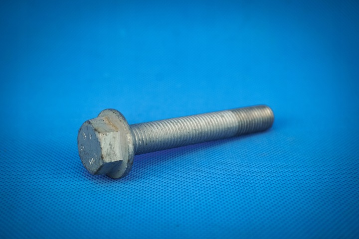 фото №2, Винт audi a6 11-