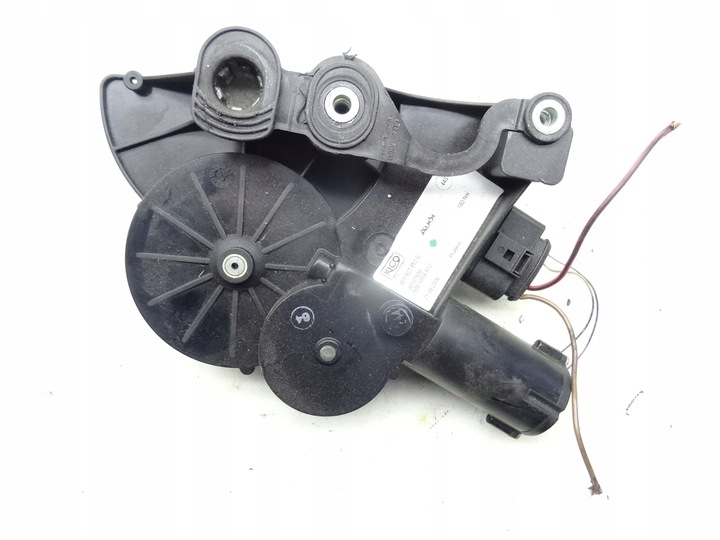 фото №1, 4e0827852g audi a8 d3 доводчик кришки багажника зад оригінал