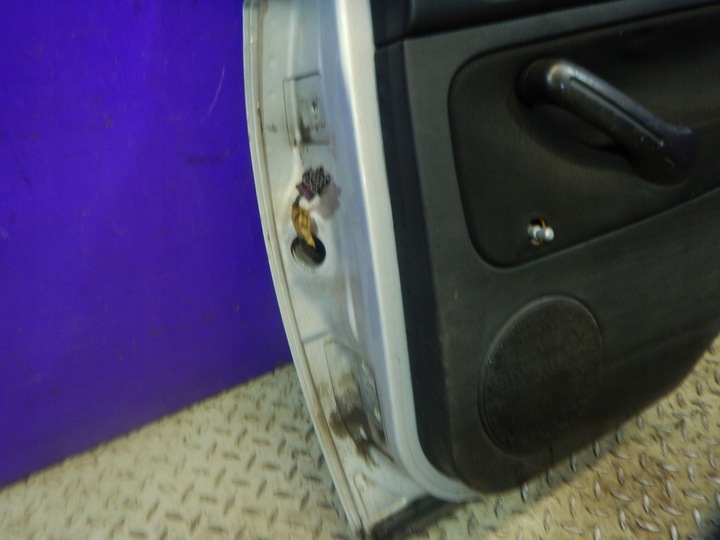 фото №6, Vw golf iv 4 hb дверь зад правые lb7z комплектные kpl