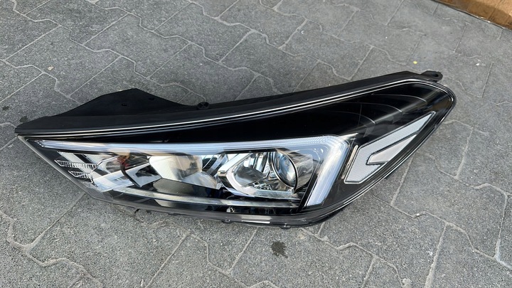 фото №1, Hyundai tucson 2018- лампа левая передняя перед