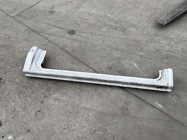 фото №1, Порог стойка дверь сдвижных правых mercedes sprinter 906 рестайлинг