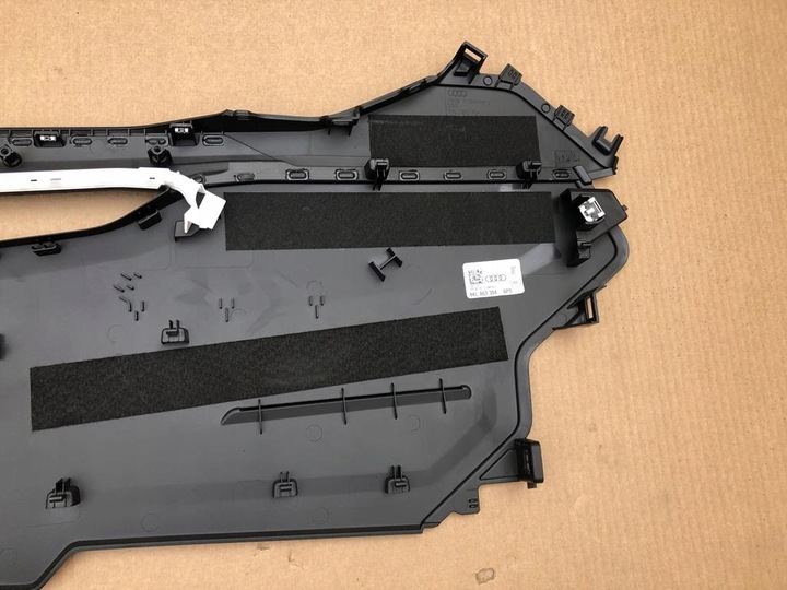 фото №10, Маскировочная накладка туннеля правые перед audi e-tron