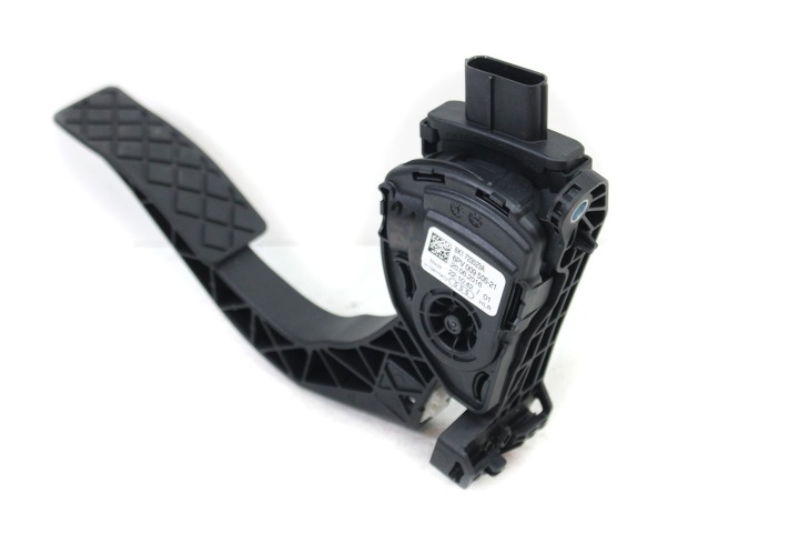 фото №7, Audi a4 a5 a6 a7 a8 q5 педаль газу 8k1723523a 8k1 723 523 a 8k 8t 8r 4g 4h 8