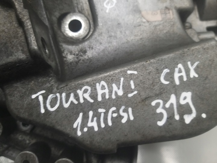 фото №15, Корпус розподільний вал 1.4 tsi cax vw touran golf vi passat altea 03c109211bq