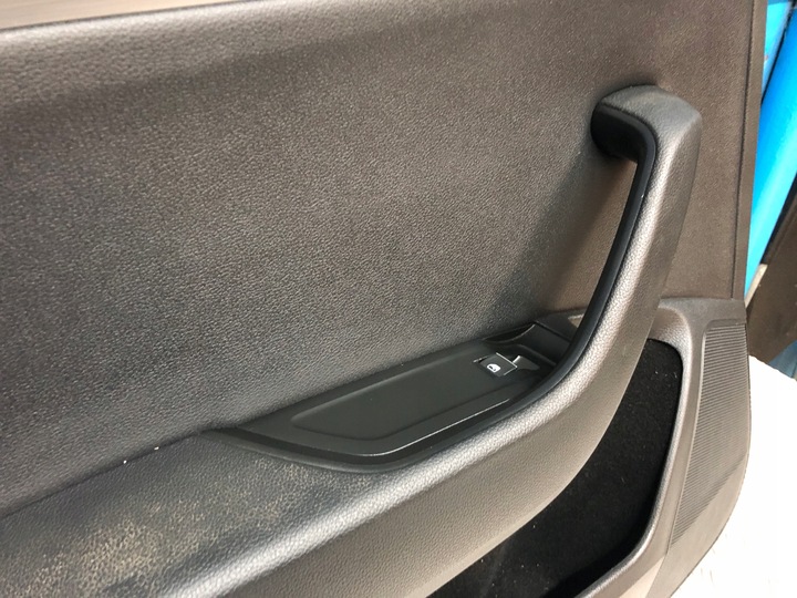 фото №9, Skoda superb iii 3v 3v0 универсал боковина обивка дверь левый зад левая