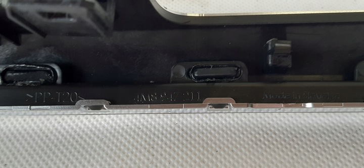 фото №7, Audi q8 dekor оббивка двері лівий перед 4m8.947.211