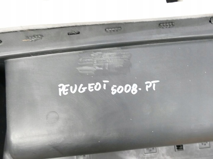 фото №10, Peugeot 5008 боковина багажника правий зад ролета 11r