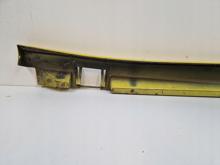 фото №8, Opel astra iv j gtc планка порогова накладка поріг права 13346648r