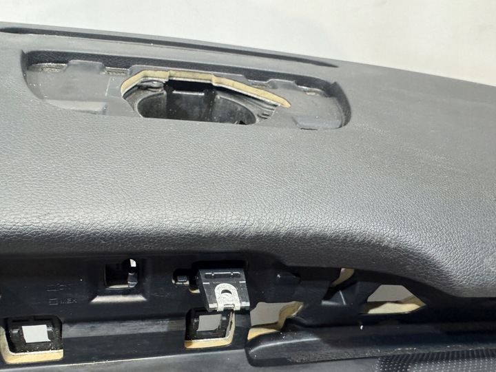 фото №14, Mercedes клас a w177 рестайлінг консоль панель подушка безпеки