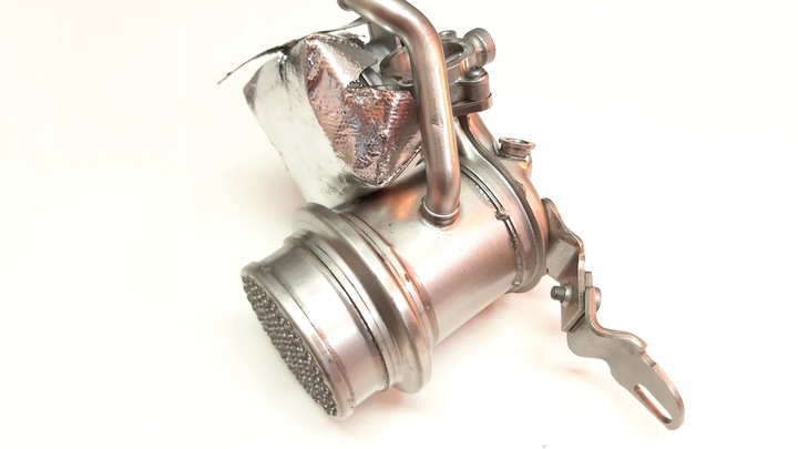 фото №1, Caddy v 2.0 tdi dtr радиатор выхлопных газов 05l131512d
