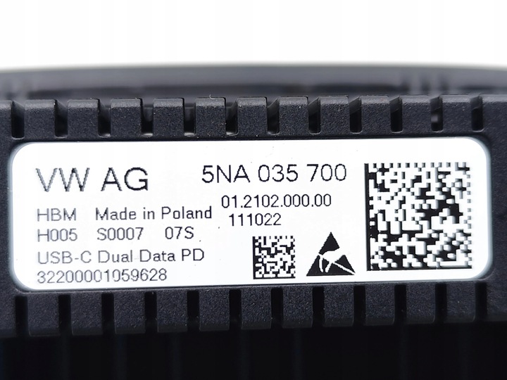 фото №7, Vw id.3 гнездо / соединитель usb 2022 хэтчбек 4/5dr 5na035700 21-23 pro