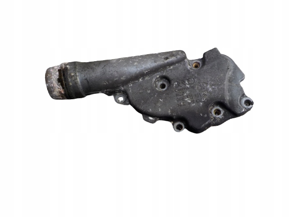 фото №1, Audi a6 c6 3.2 штуцер води 06e121161k