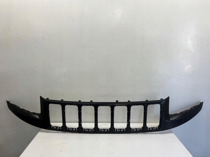 фото №1, Jeep grand cherokee wk14 решётка решётка радиатора перед 13-17