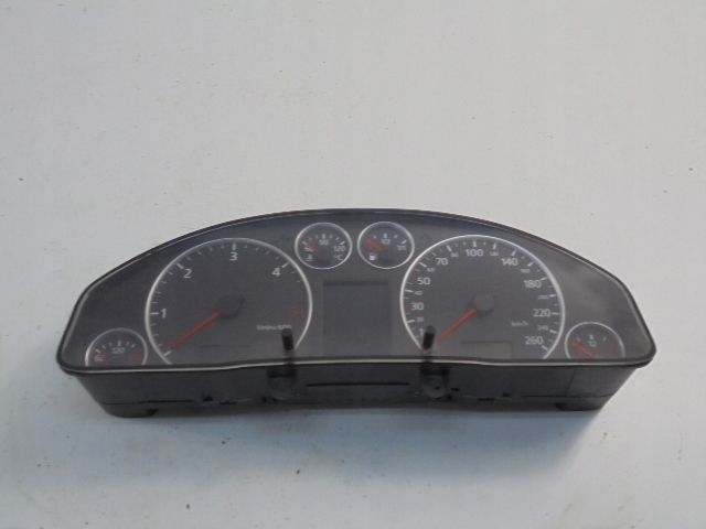 фото №8, Audi a6 c5 панель приборов 1,9tdi рестайлинг fl 110,080,128/00