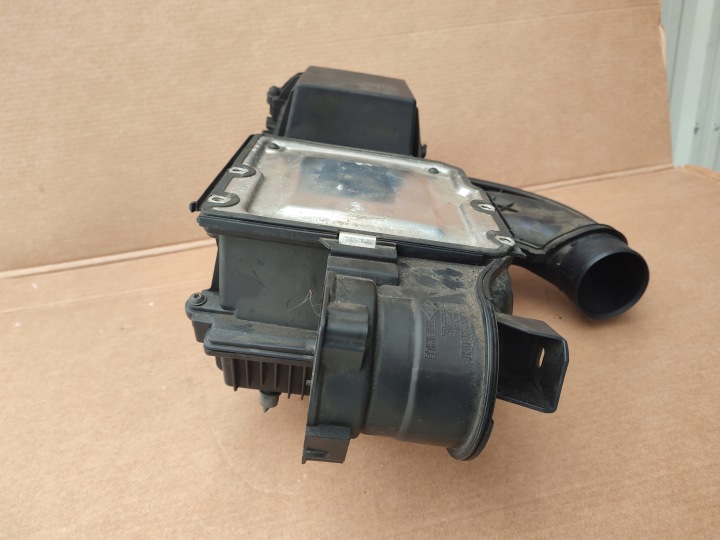 фото №5, Корпус фільтра повітря renault laguna iii 3.0dci v6 8200612110 оригінал