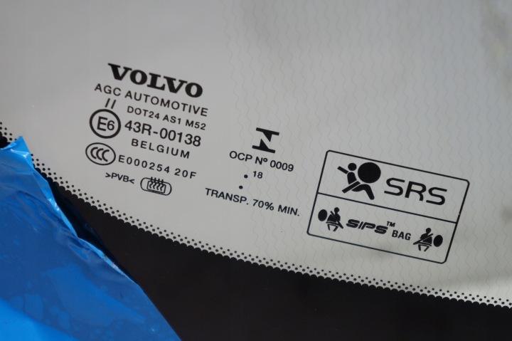 фото №7, Стекло перед передняя лобовое с подогревом volvo v40 ii рестайлинг 18r