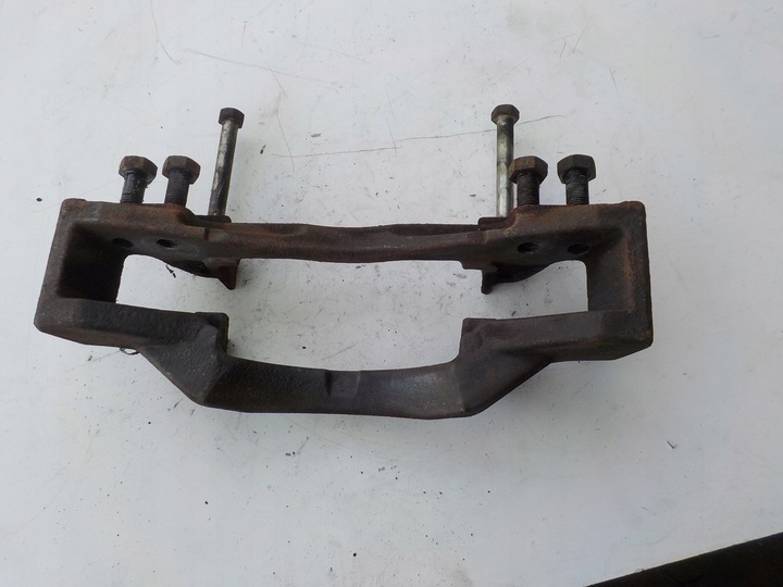 фото №7, Iveco eurocargo 02-15 3.95.9 скоба затискач зад задні