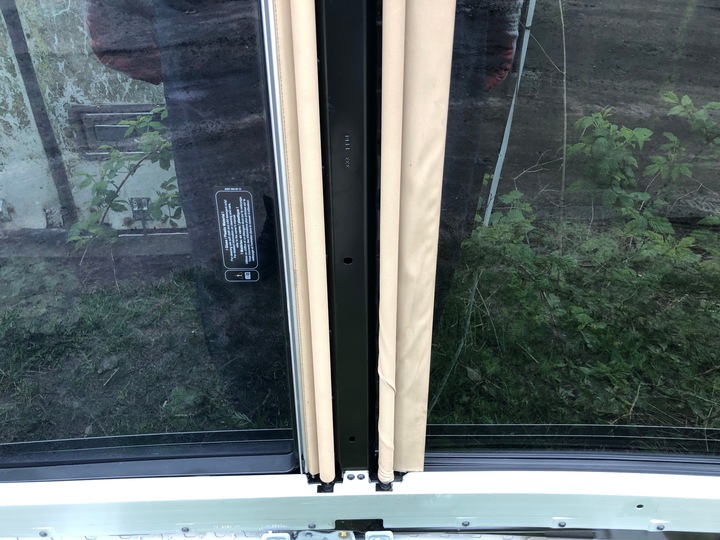 фото №11, Mercedes w251 довгий 05- дах люк панорама скляний 693