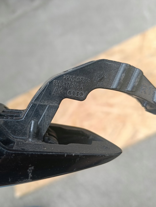фото №10, Ручка двери перед правое 8v0837206a audi a3 8v