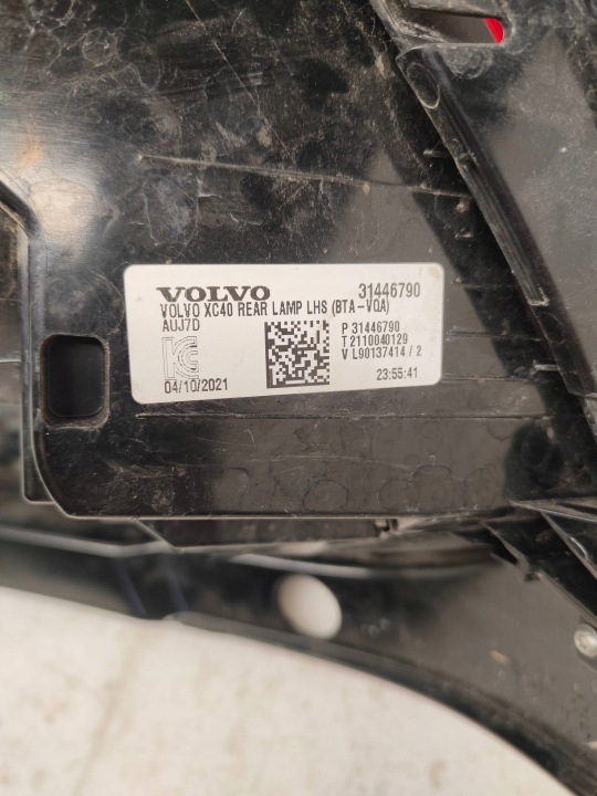 фото №6, Volvo xc40 фара led ліве зад 31446790