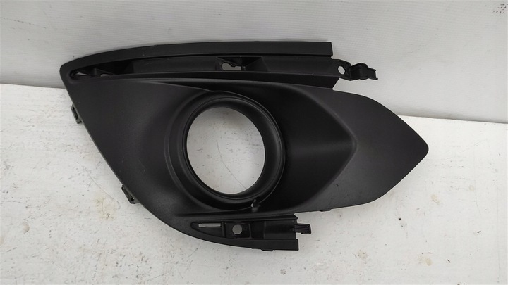 фото №1, Решётка перед правая перед mitsubishi space star 2