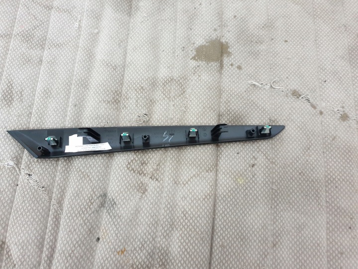 фото №5, Maserati levante планка dekor дверь левый перед