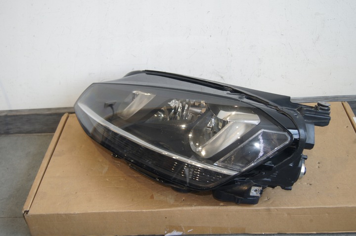 фото №8, Bi ксенон vw golf vii 7 d3s левая европа подсветка очень красивая 5g1941043