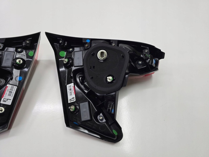фото №8, Лампа задняя крышки багажника toyota ch-r chr 16- l+p