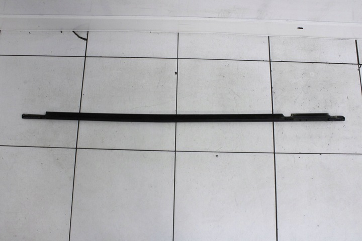 фото №7, Планка накладка дверь левых левый перед toyota avensis t27