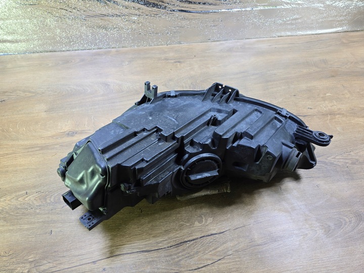 фото №11, Audi a4 b9 8w рестайлінг лампа перед передня права led 8w0941012