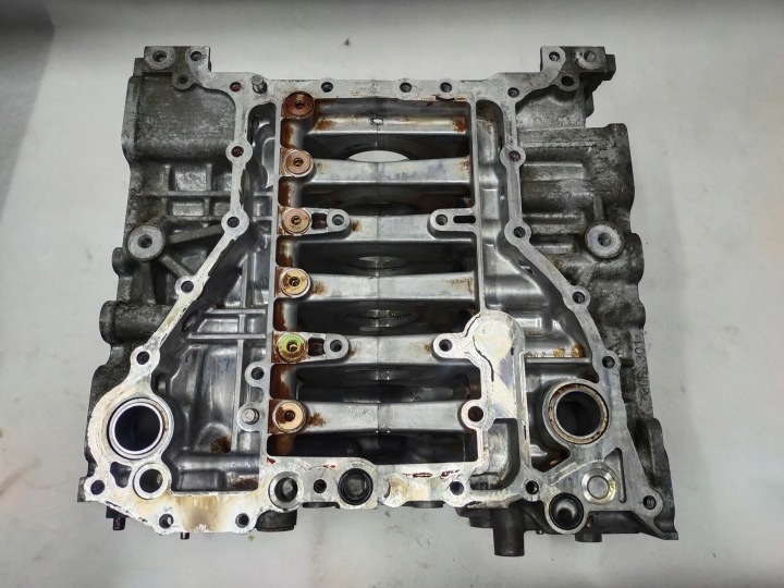 фото №9, Subaru legacy outback 3.0 h6 блок  двигуна ez30
