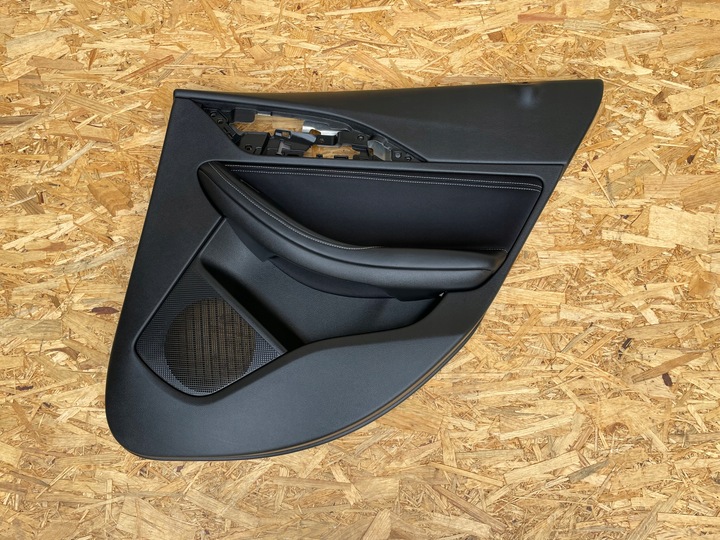 фото №1, Боковина обивка дверь правые зад infiniti q30