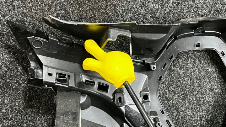 фото №9, Renault zoe рестайлинг центральная решётка бампера радиатор перед 620369336r