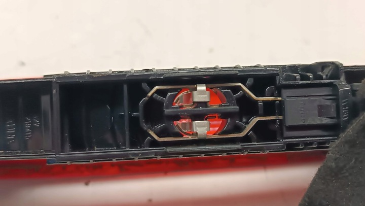 фото №8, Свет stop задние третье renault modus 1 i 8200219415 европа распылитель