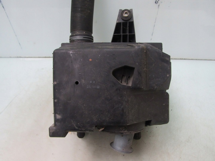 фото №9, Vw transporter t4 96r 2.4d 2.4 d корпус фильтра воздуха 028129607m
