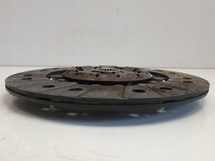 фото №9, Toyota avensis t25 2.2 d-cat диск притиск