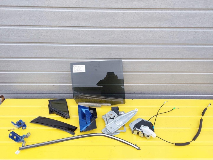 фото №1, Toyota chr скло праві зад замок ручка двері