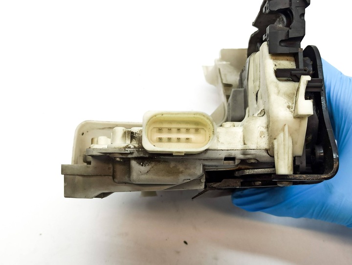 фото №13, Audi a4 s4 b8 8k 2009 замок двері передніх