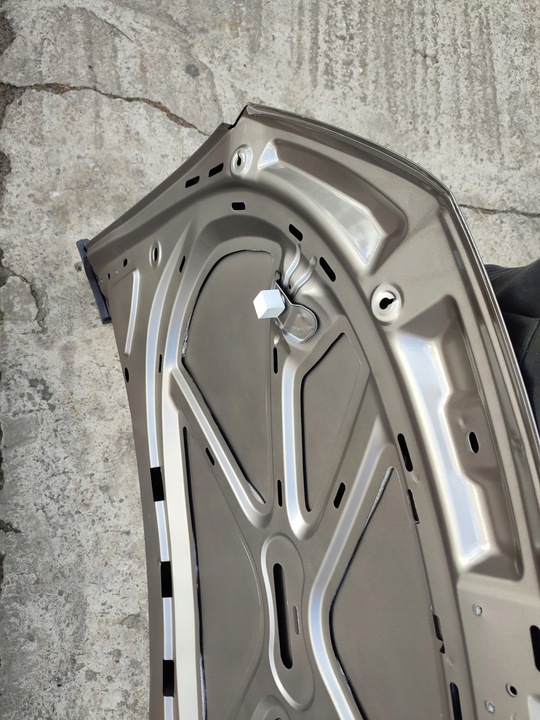 фото №10, Капот крышка двигателя volkswagen passat b7 la8x