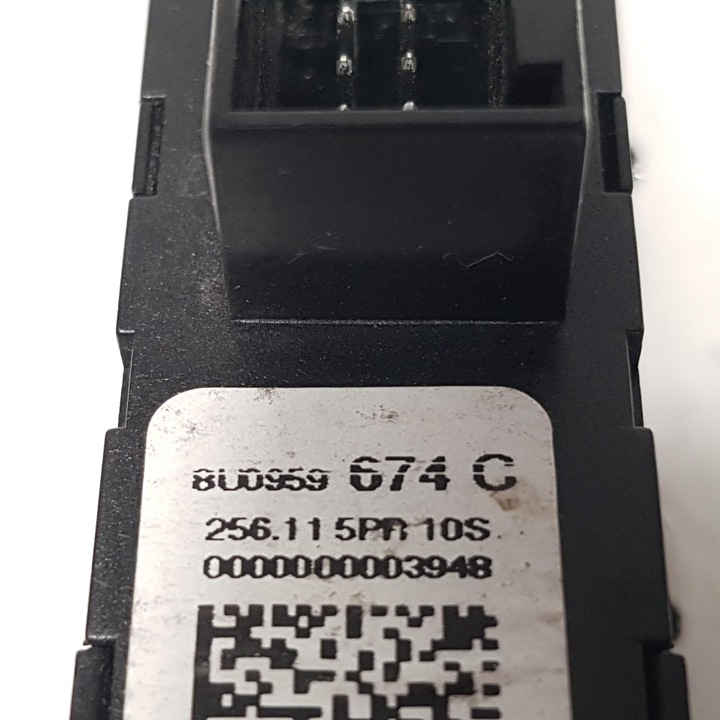 фото №4, Панель кнопка pdc audi q3 8u 8u0959674c