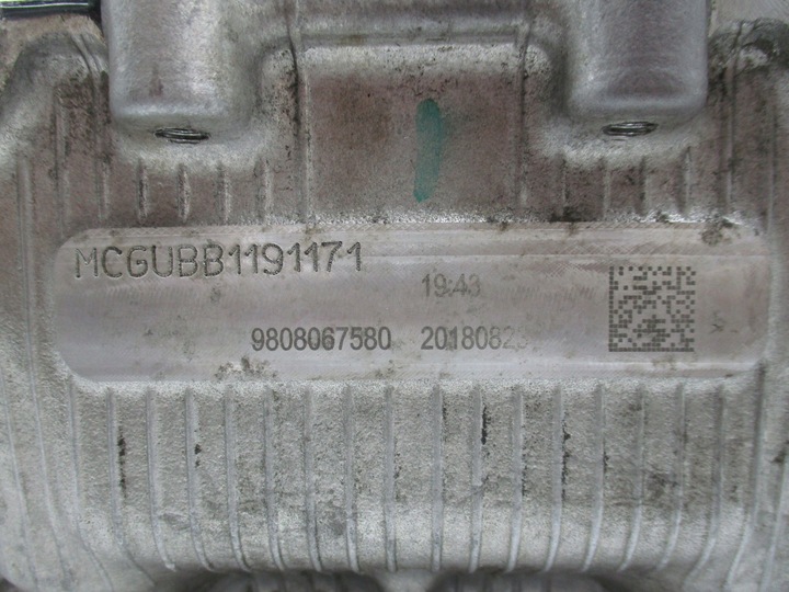 фото №13, Citroen c4 b7 208 10-18 1.2 thp головка кришка клапанів 9808067110