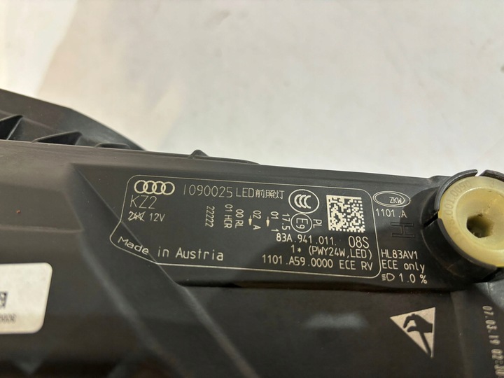 фото №9, Audi q3 83a лампа передняя led левая - 14646