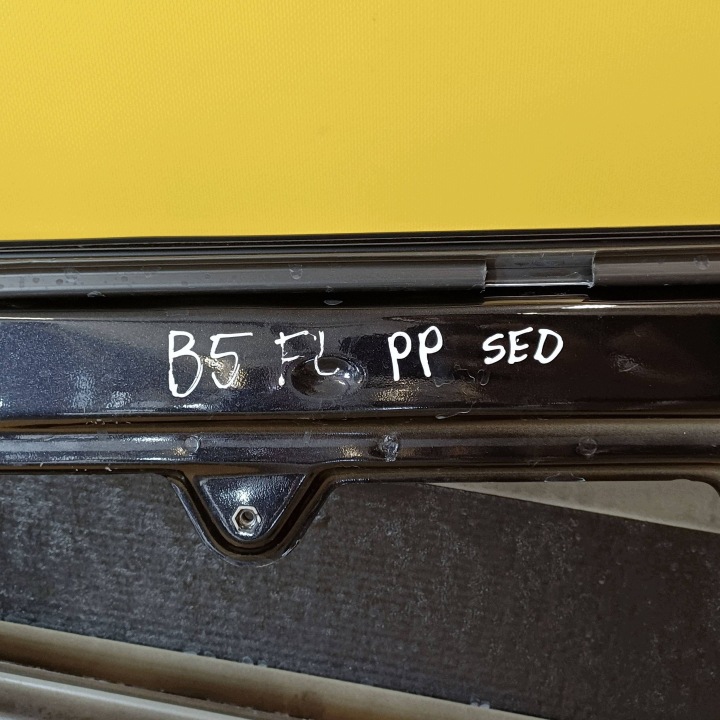 фото №10, Дверь правая перед правое передние vw passat b5 рестайлинг sedan lak: lc9z nr1893
