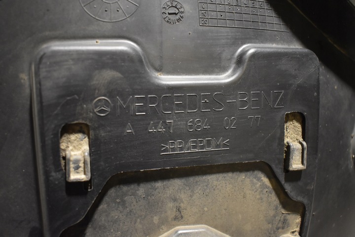 фото №5, Идеальные подкрылок перед передние правые mercedes w447 1