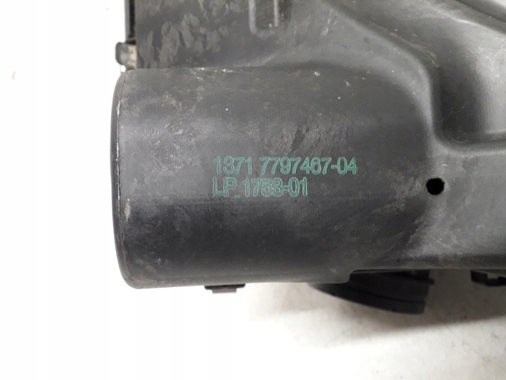 фото №7, Bmw e87 e90 e91 e92 2.0d корпус фільтра витратомір 7797467 0281002567