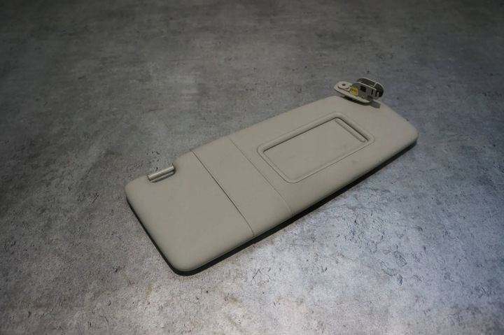 фото №1, Козырёк защита солнцезащитная правая audi tt 8j