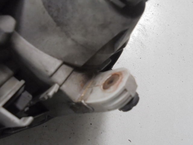 фото №8, Mercedes c w203 00-04 фара лампа перед левая h7 h7 a2038200161