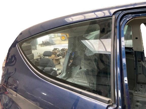 фото №1, A класс ii w169 стекло кузовная зад правая hb 3d