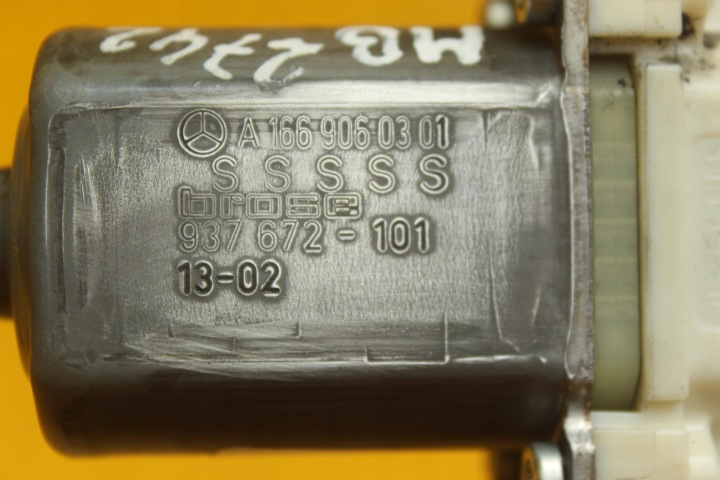 фото №6, Моторчик стеклоподъёмника левые перед mercedes w222 a1669060301 0130822755